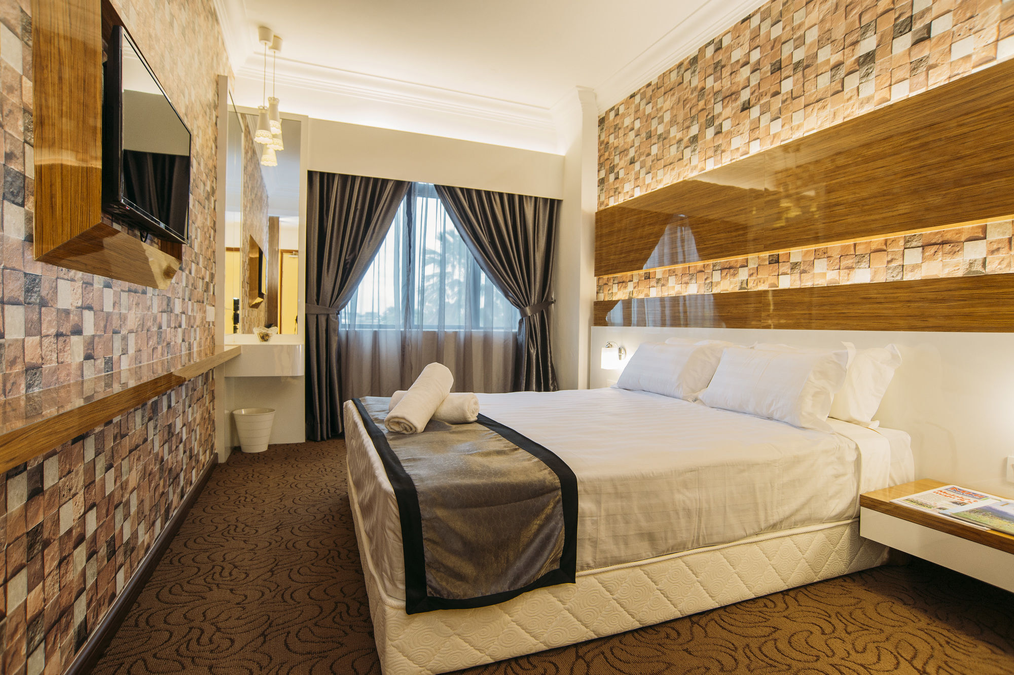 Mitc Hotel 4*